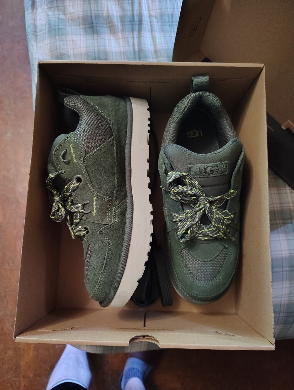 UGG Lo-mel Size 10 Mens